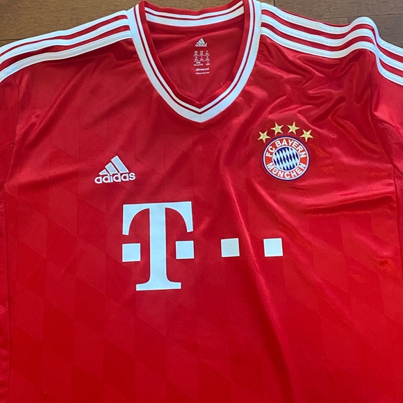 Bayern Munchen 2XL Jersey - Picture 5 of 5